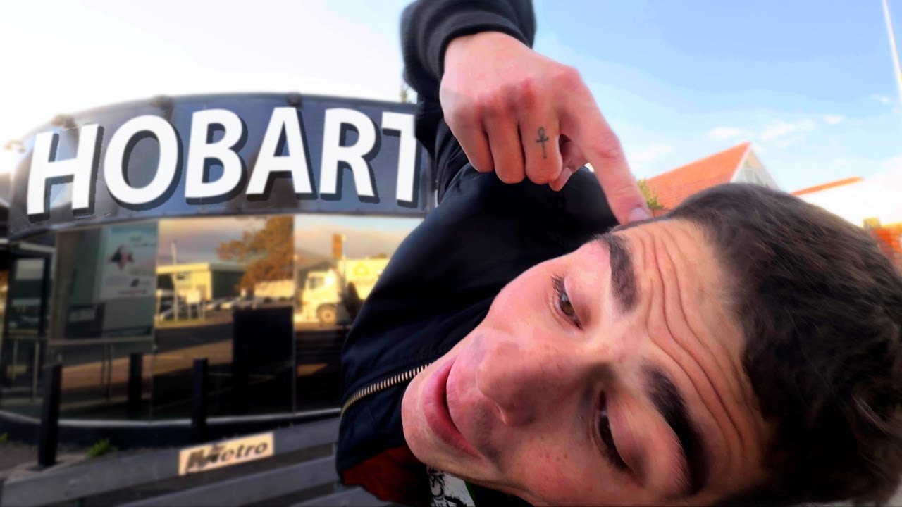 The Mind of HOBART City: OPEN MIC NIGHT @ The Republic Bar 🗣️ (self-belief vlog)