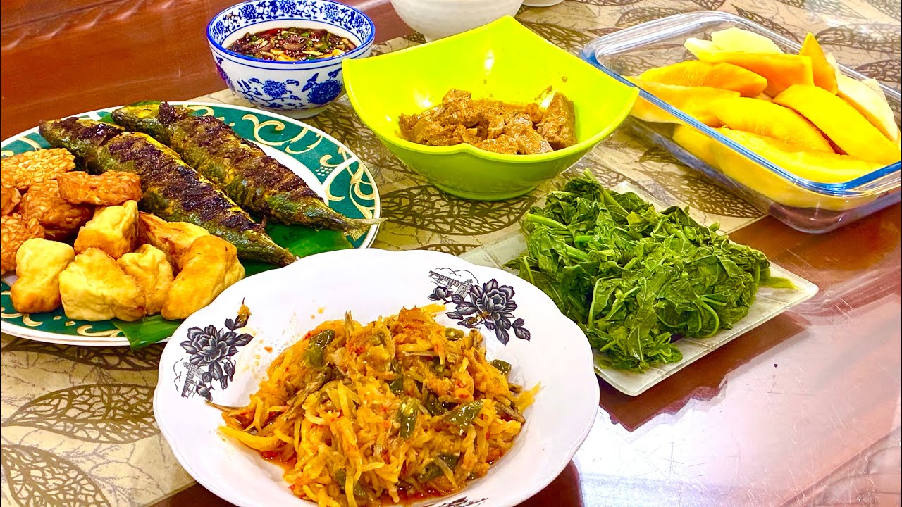 “Menu Berbuka Daily Fina Suparno | Hari ke 1 : Ikan Bakar, Sayur dan Takjil Bubur Sumsum”