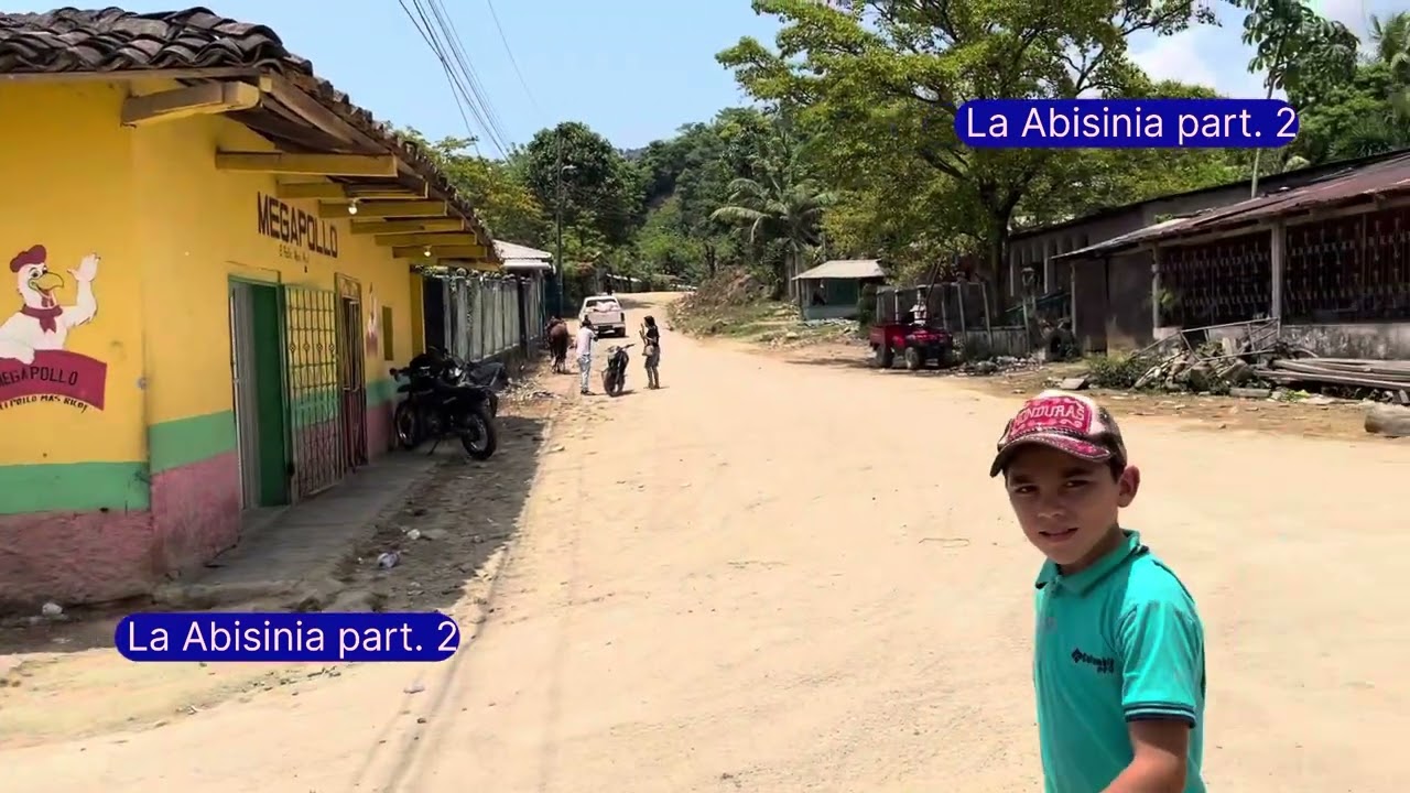 La Abisinia part. 2 _ calle principal _  municipio Tocoa Colón