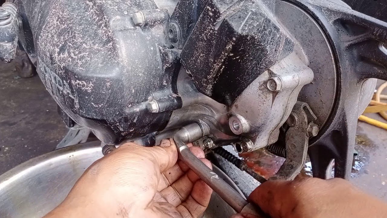 HONDA BEAT  fi CHANGE Oil and GEAR Oil|Moto Parts