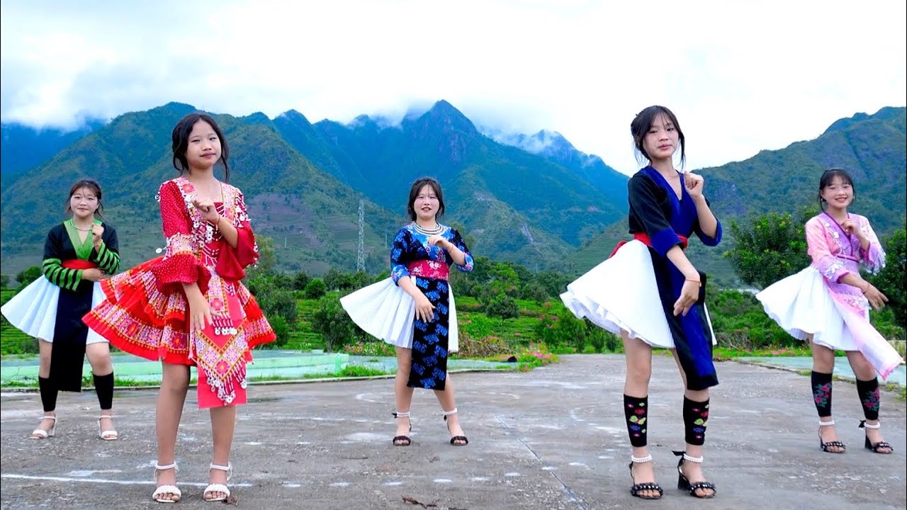 Điệu Nhảy Cực Hót.TXHOB XAIV XAIV (JYM REMIX) - NewSONG ft. THEENG VANG _Nkauj Hmoob Dance 2025