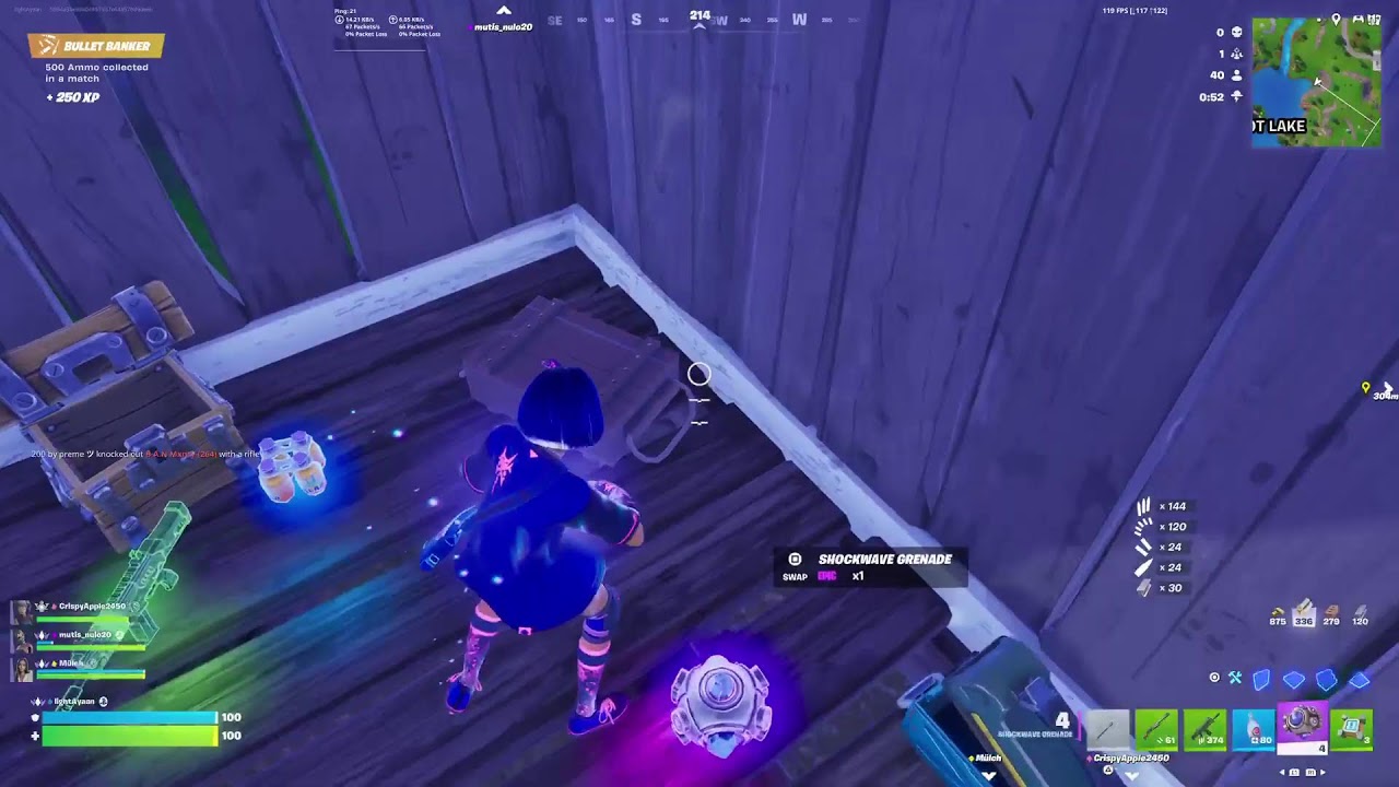 Playing Fortnite live!!!🤩