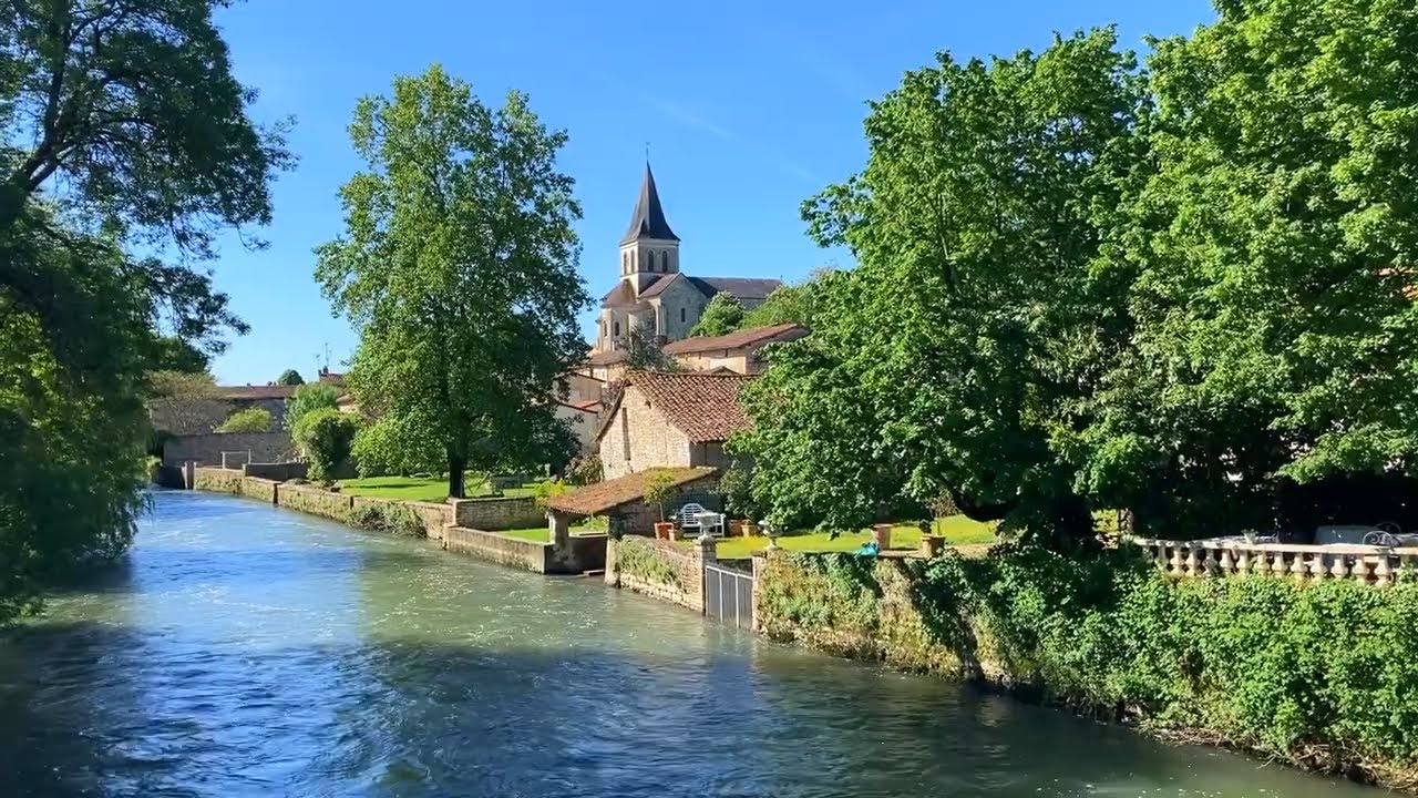 Je Tourisme en Camping-Car N°232 - Villaviciosa, Bulgnéville, Verteuil-sur-Charente, Druye et Watten
