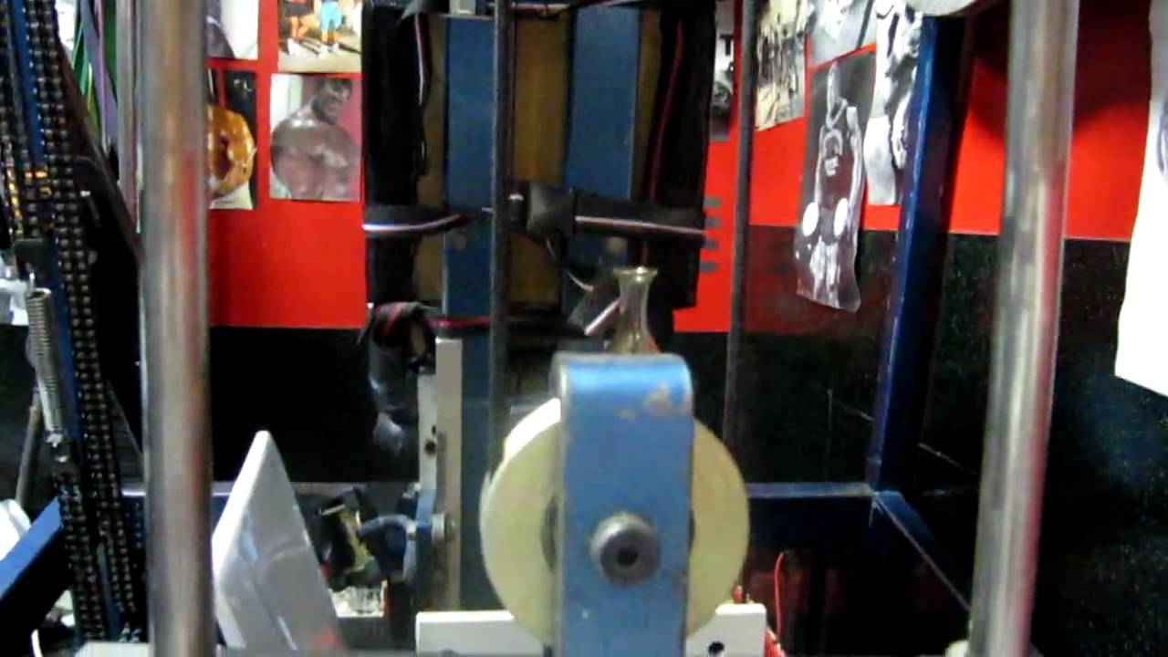 Michael Gundill shows how he modified his Nautilus pull over