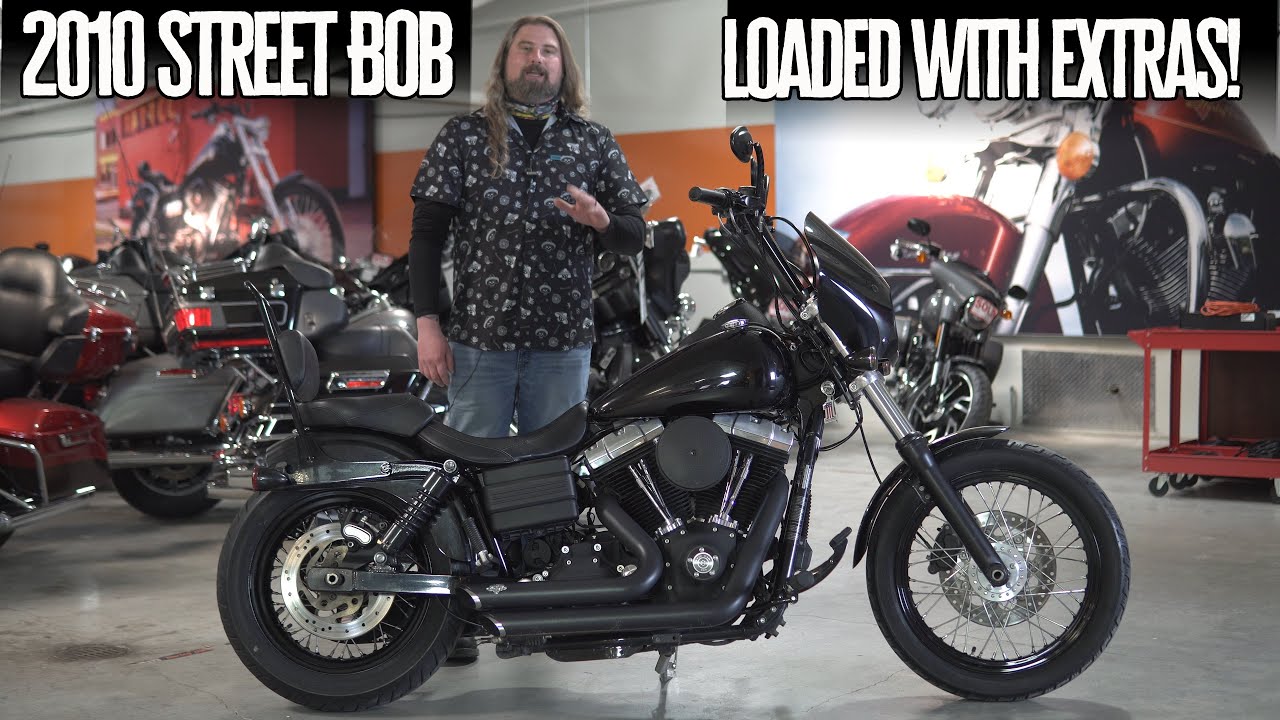 Harley Davidson Street Bob 2010 года с массой дополнительных опций!