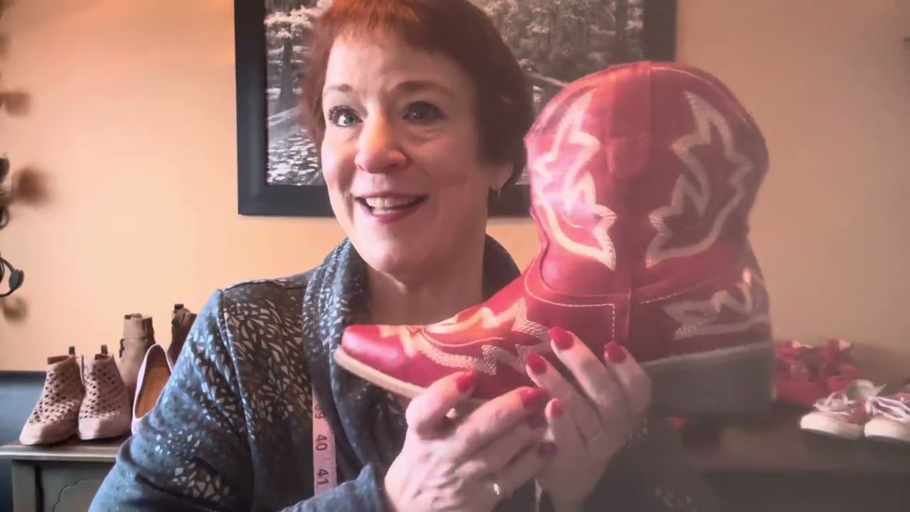 ASMR - role play - shoe store - lots of tapping explaining and soft spoken