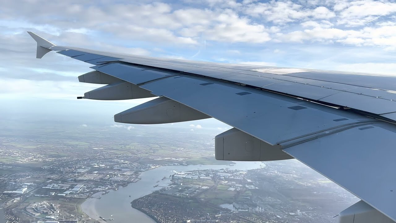 Emirates EK1 (DXB) DUBAI Airport - (LHR) LONDON HEATHROW Airport A380-800 Landing at Runway L27