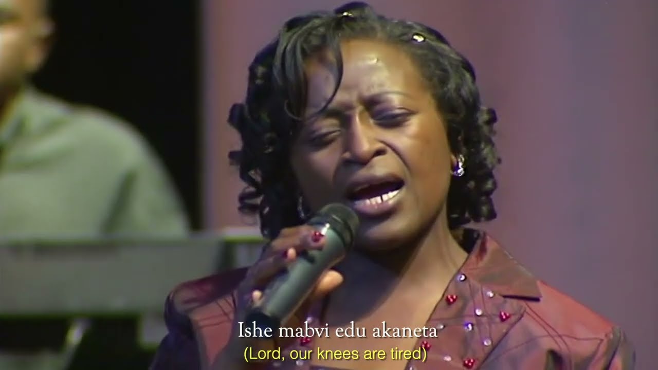 Shingisai Suluma - Tidzidzisei Kunamata (Maitiro Enyu Live Recording)
