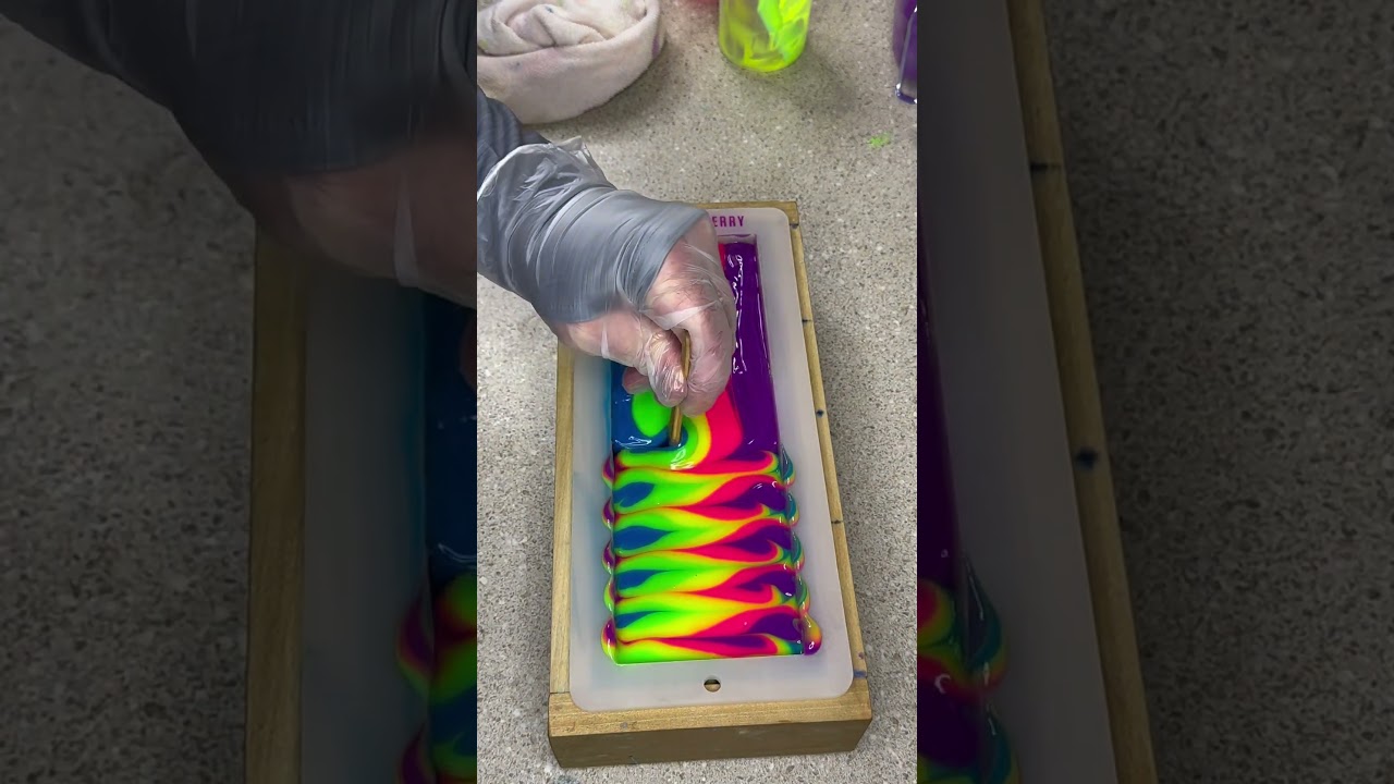 Part 1.Pouring a new neon Taiwan swirl soap.