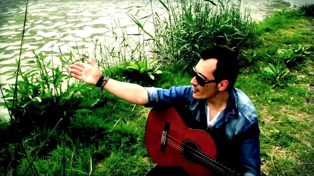 Al Otro Lado del Río