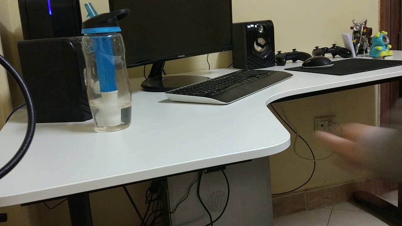 IKEA Bekant Desk Wobble