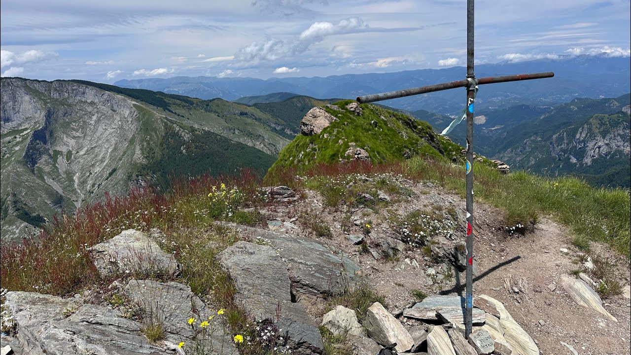 Monte Freddone, Dolmen del Freddone e Monte Paglino da Piglionico