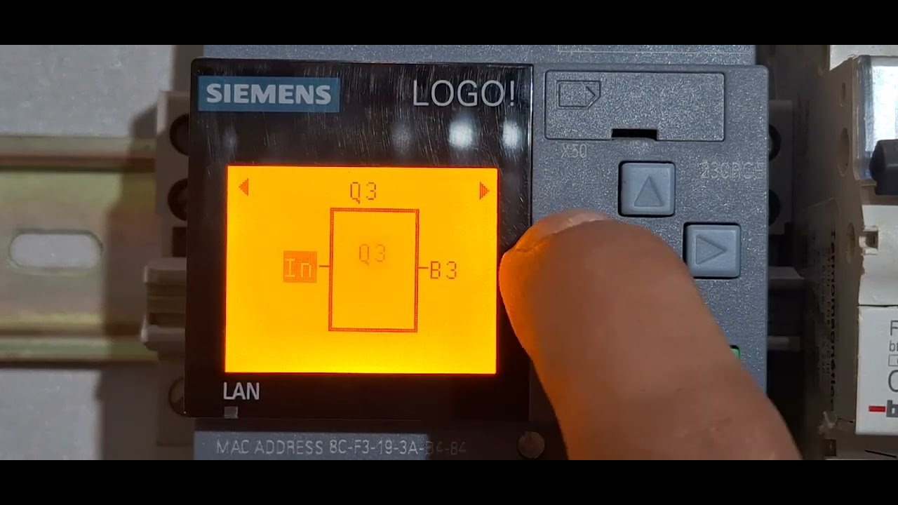 Arranque Estrella Triangulo en PLC logo SIEMENS