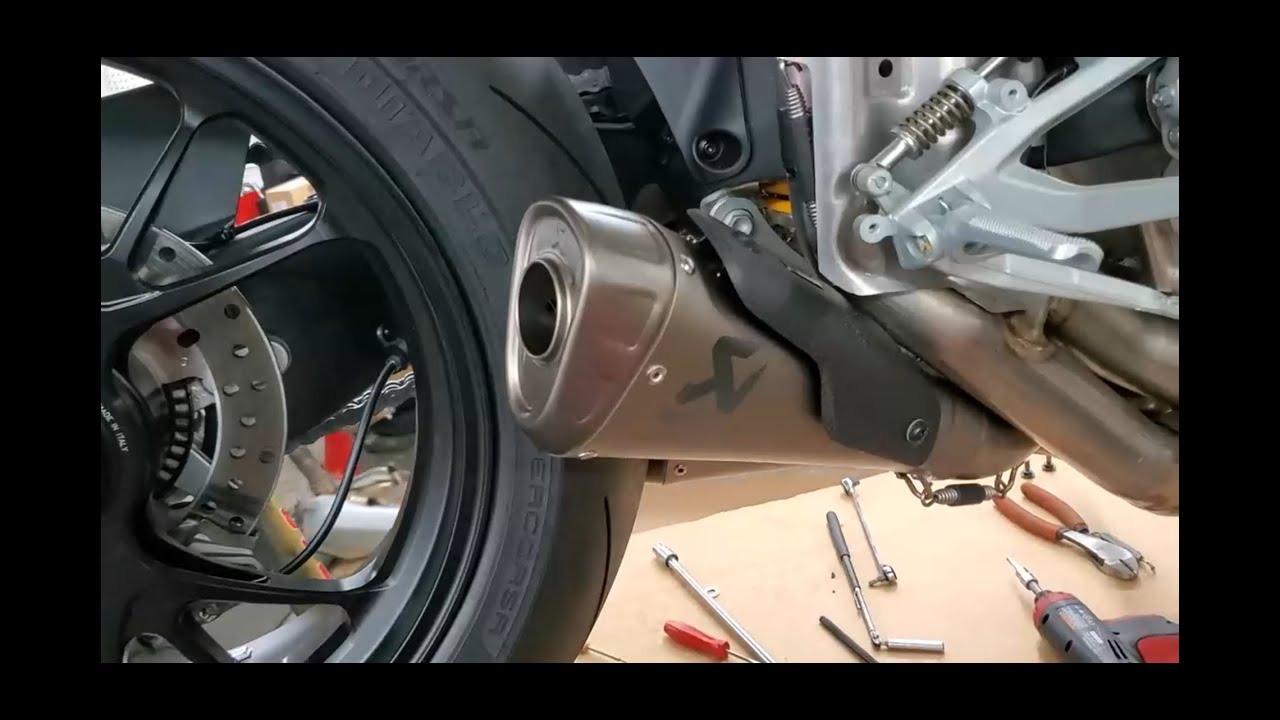 INSTALLED: 2020 Panigale V4R Full Akrapovic Titanium exhaust