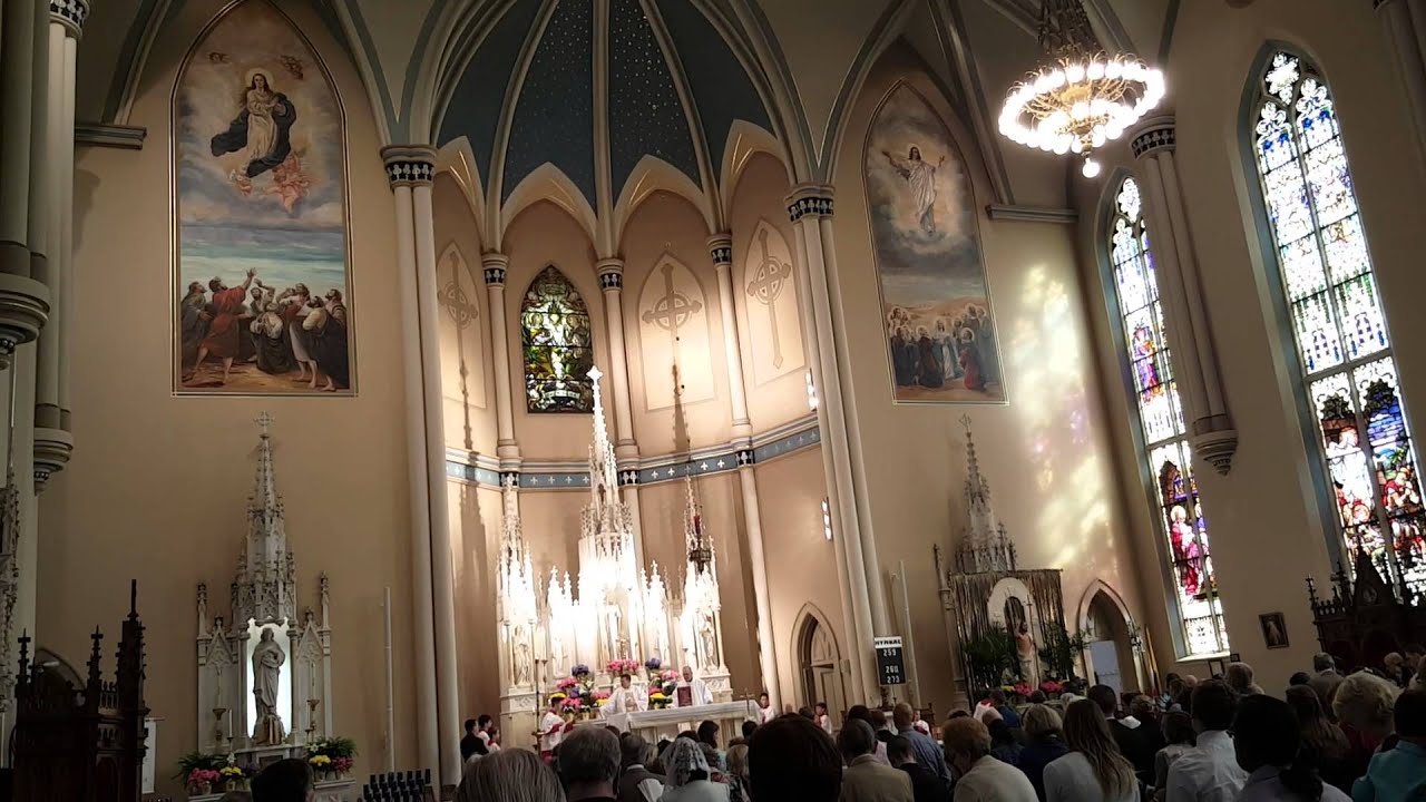 Emmanuel Catholic Church Easter Sunday 2016 (Jesus Christ Is Risen Today)