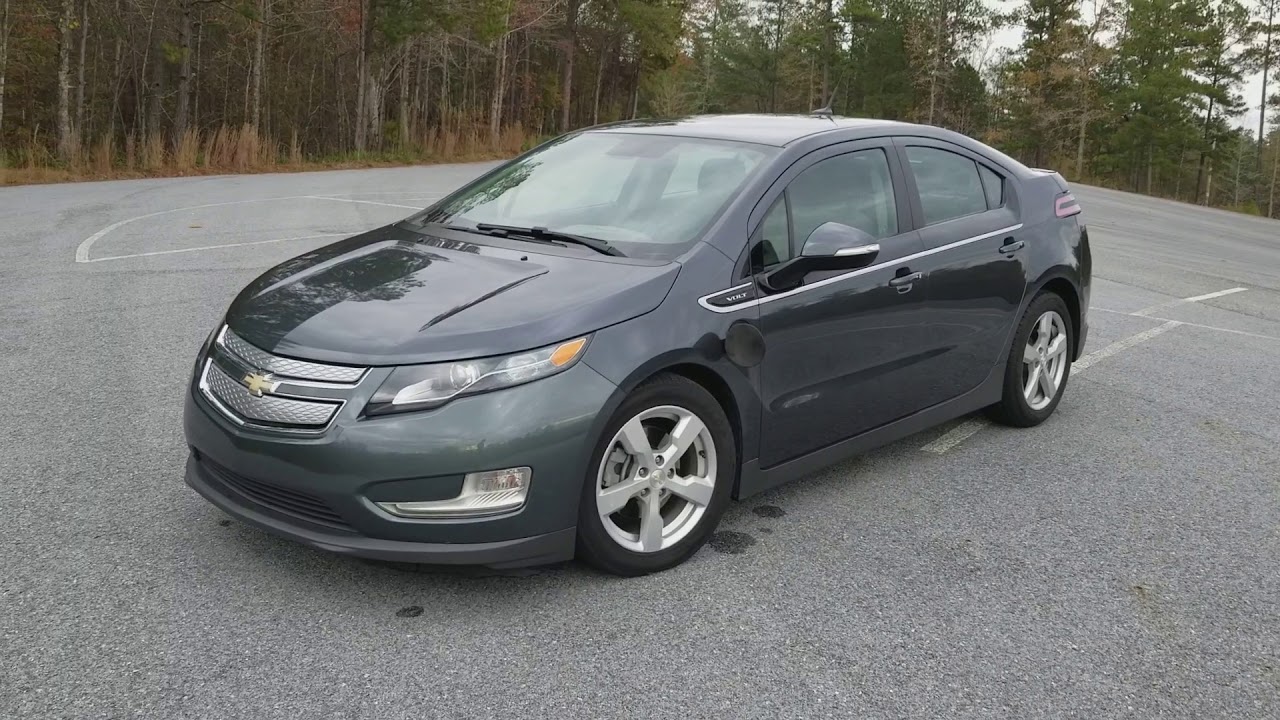 2013 chevy volt one year review