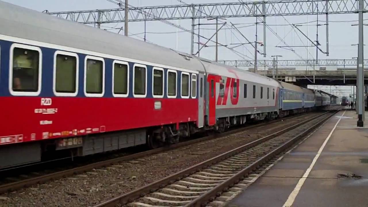 PKP Poznań Główny - pociąg międzynarodowy Berlin-Mińsk/ Moskwa/ St. Petersburg/ Kijów