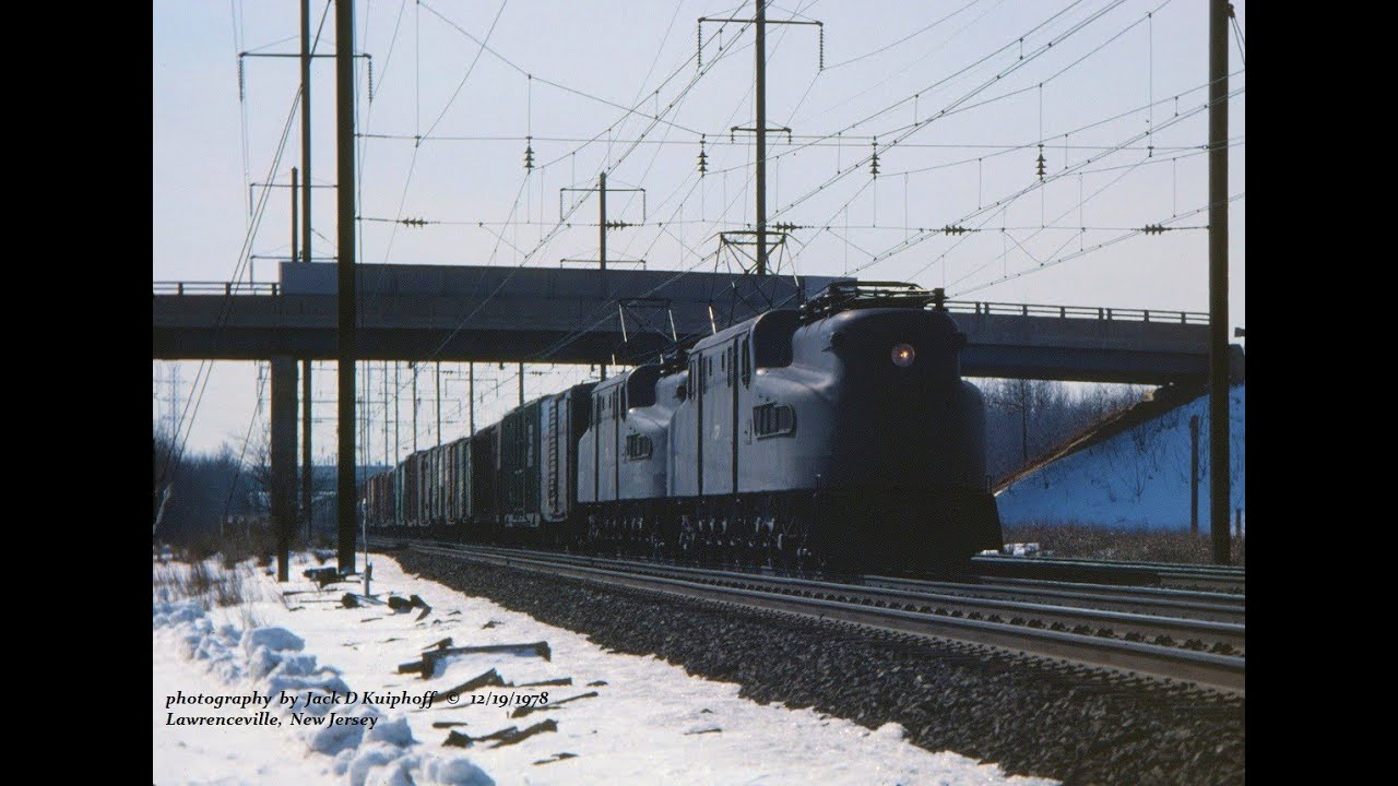 CONRAIL, Electrics and diesel freight on the NEC, 1977-1978