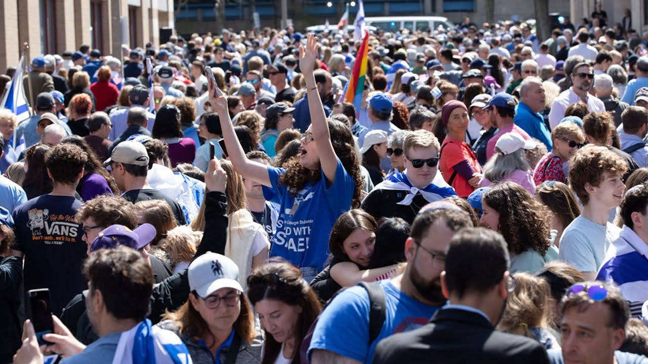 Stand up for Jewish Students Rally