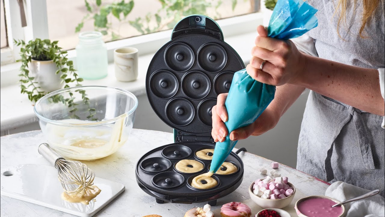 Lakeland Mini Doughnut Maker