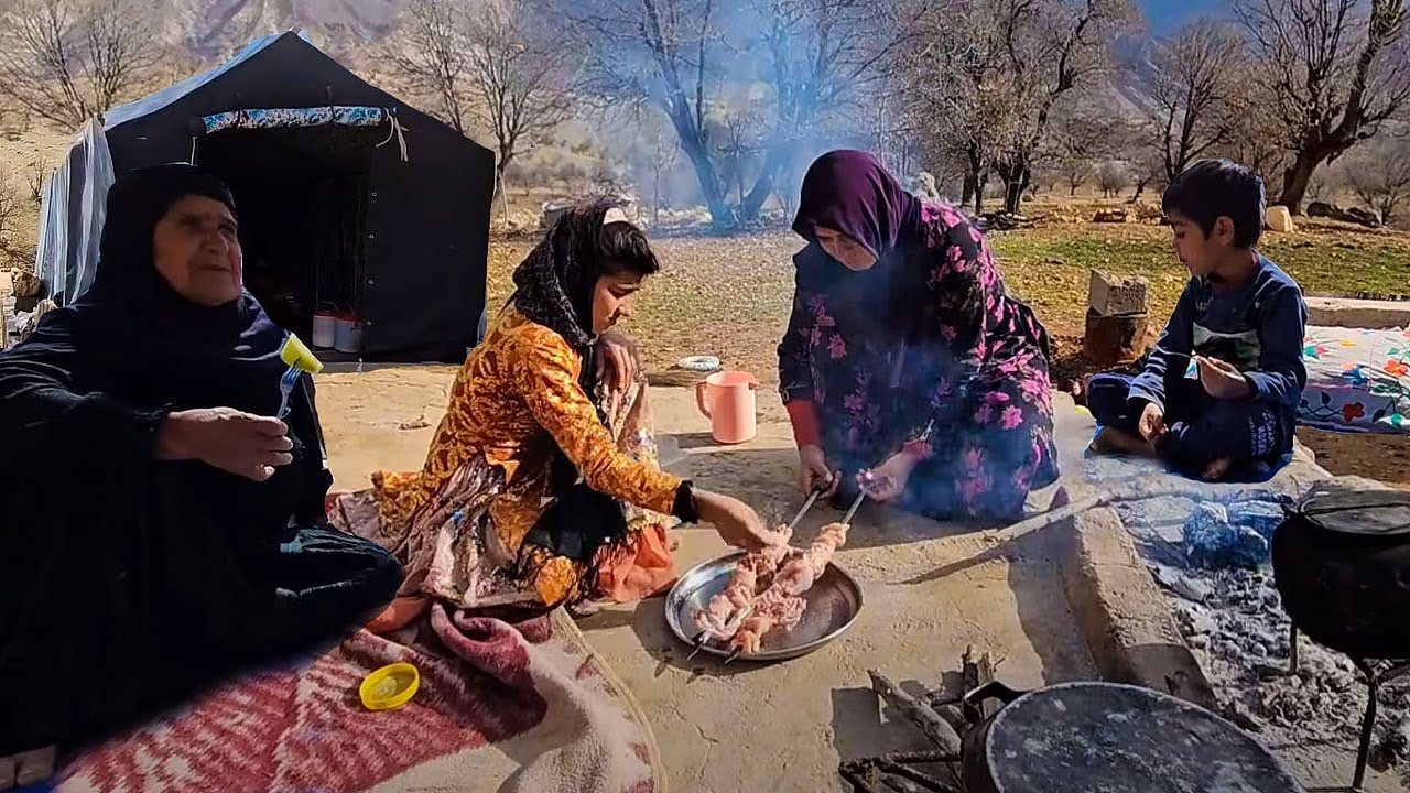 Beautiful Moments of the Fariba's Family While Protecting the Farm