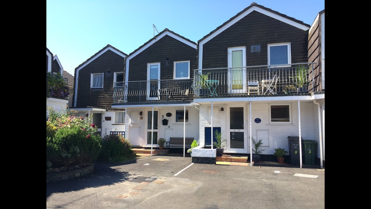 Anchor Cottage Tour - East Cowes, Isle of Wight