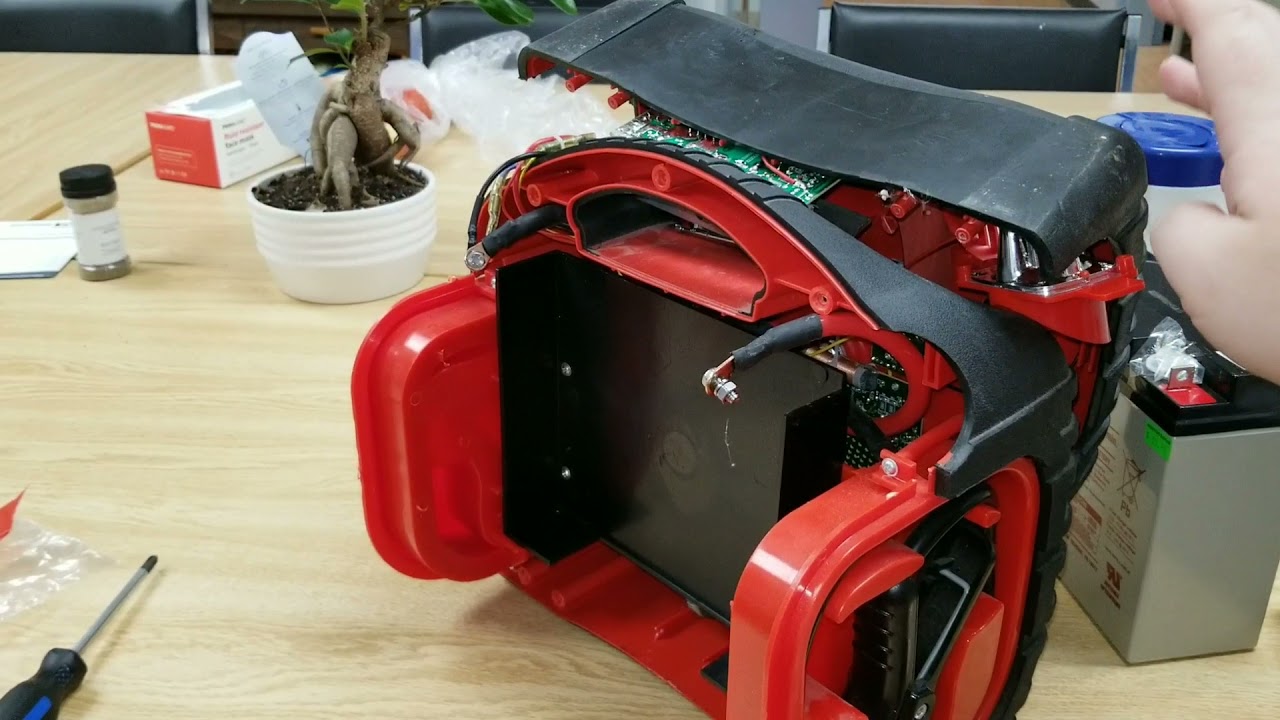 How to replace the battery in a wagon power dome ex