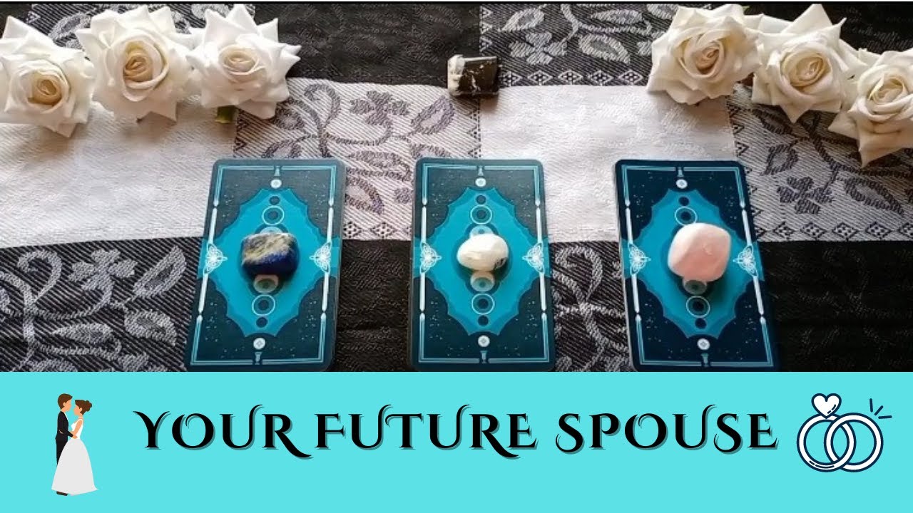 YOUR FUTURE SPOUSE 🌝 WHO WILL YOU MARRY 💍🌙 Timeless Pick A Card Tarot Reading 🌙