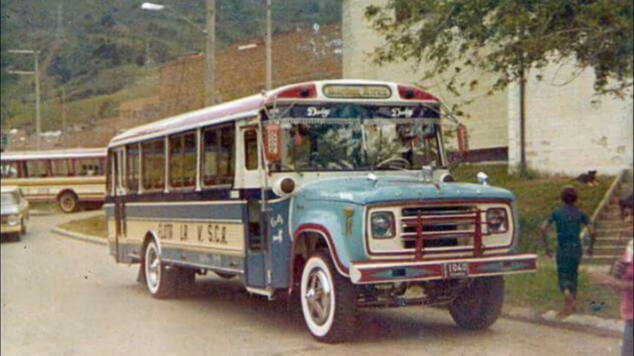 buses antiguos de Medellín
