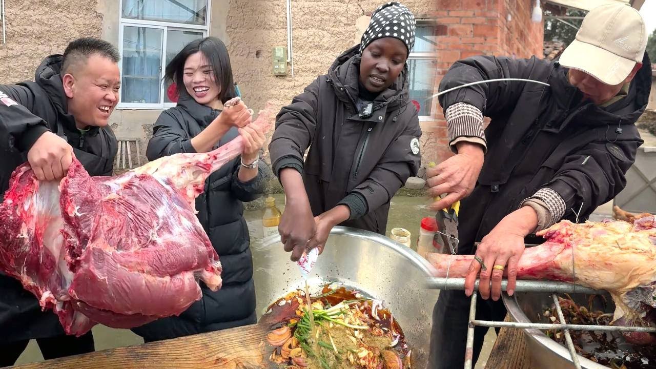 My husband bought a huge beef leg, we’re getting everyone together before moving into the new house