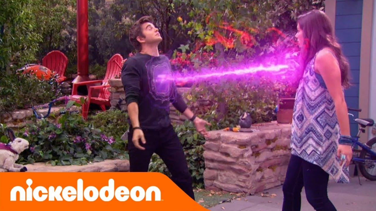 I Thunderman | Il segreto rivelato | Phoebe vs Max | Nickelodeon Italia