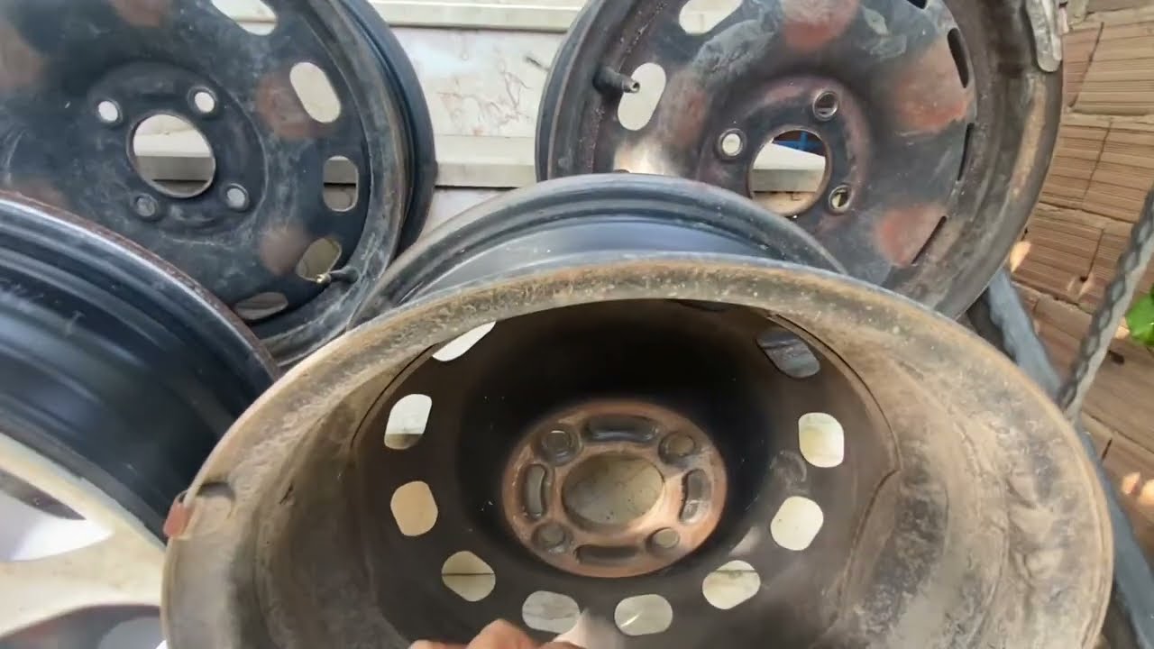 Ford Fiesta 14 orijinal jant ve kapakları