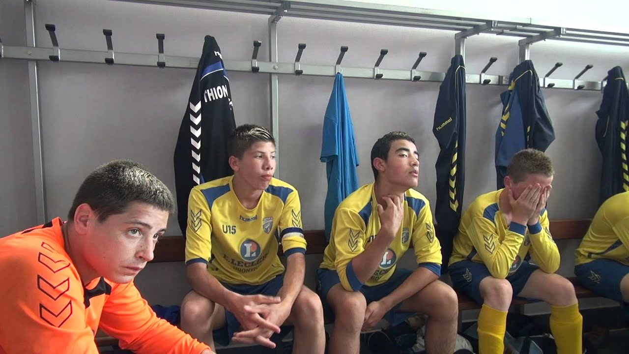 03/  FC THIONVILLE U15 DH /FC METZ U15  vestiaire MI-TEMPS coach DORIAN LIEBERT