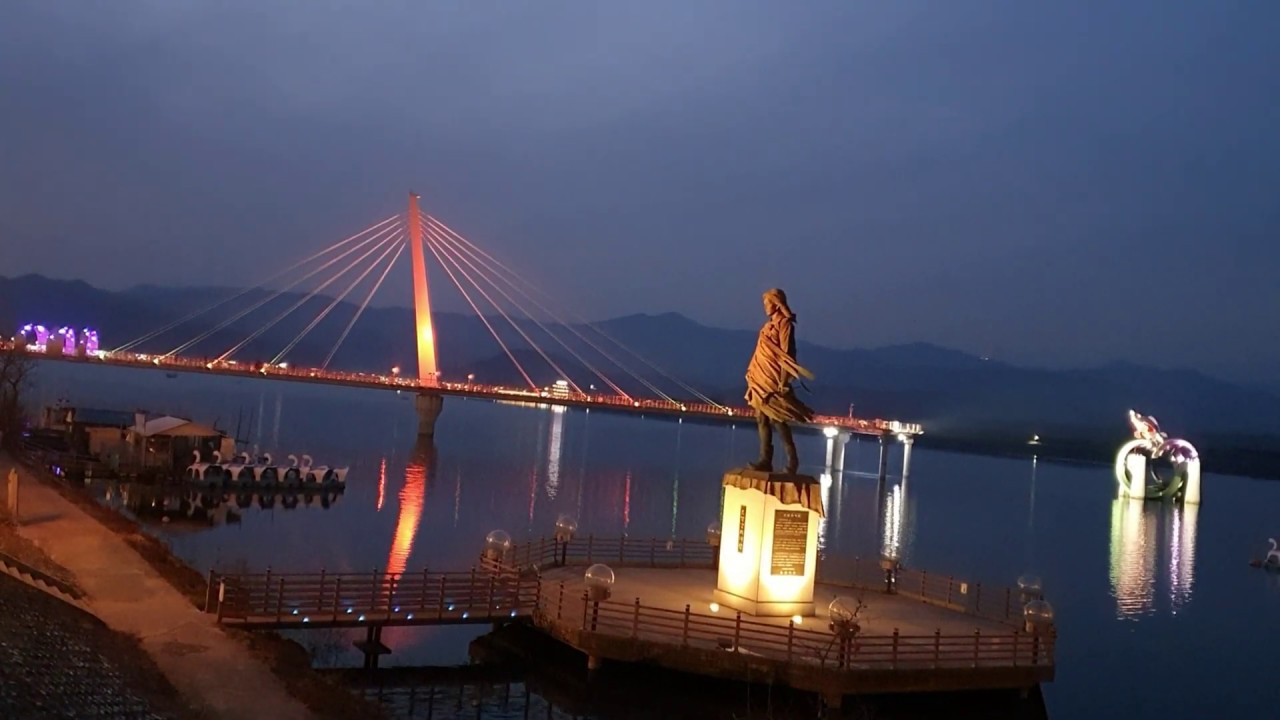 Soyanggang Skywalk at Chuncheon Gangwon 소양강 스카이워크 Amazing Korea