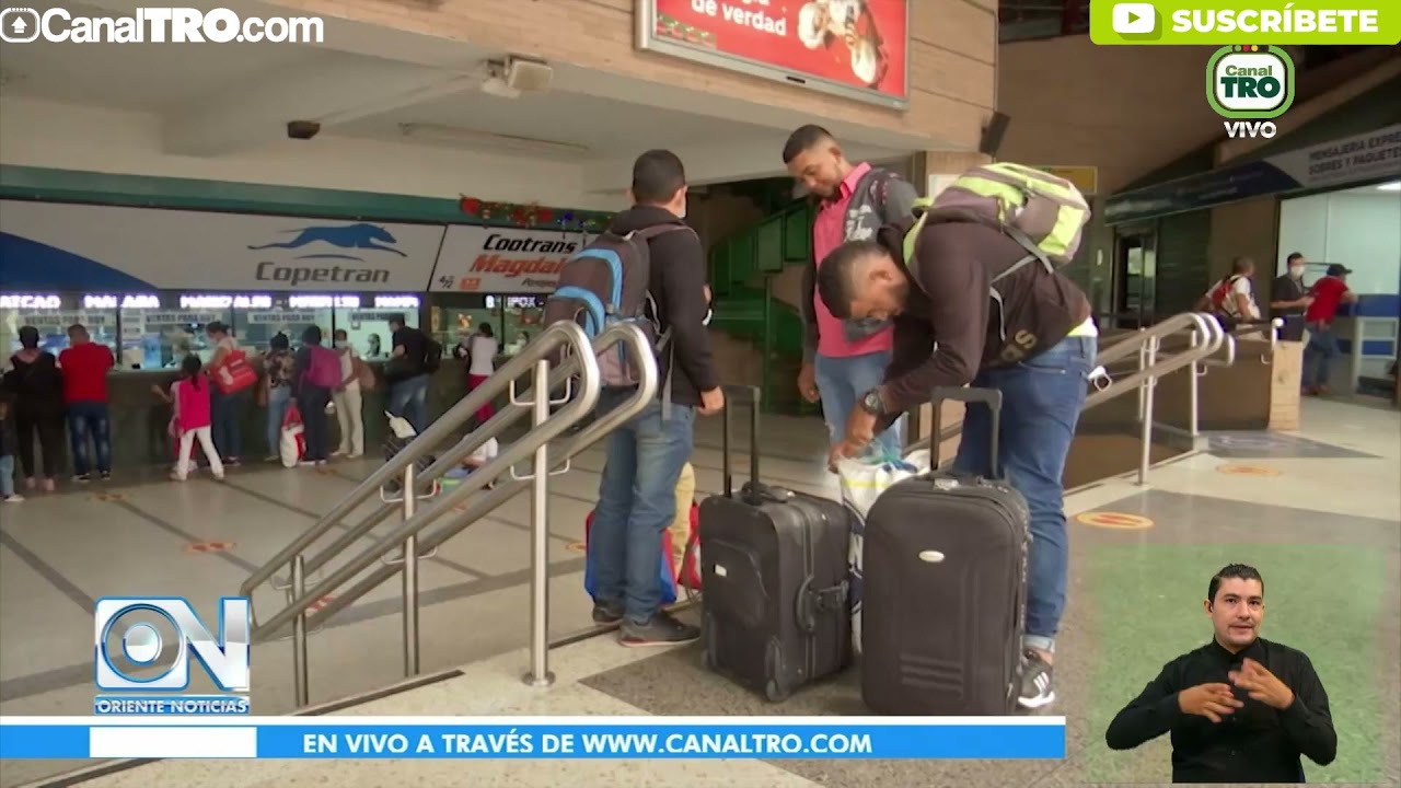 Masiva salida de viajeros desde terminal de Bucaramanga.