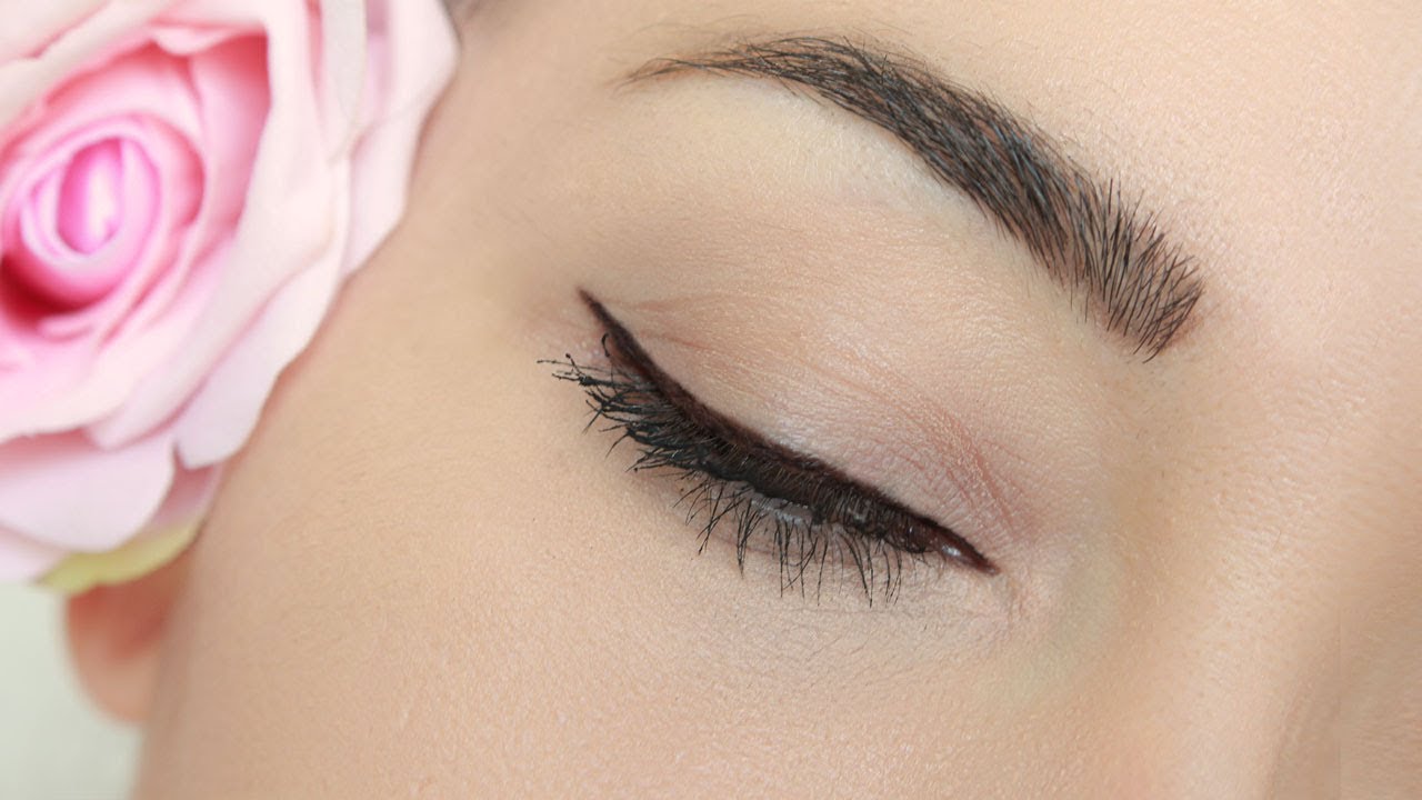 Eyeliner facile: 4 metodi per applicarlo