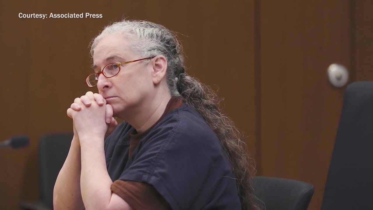 Hearing begins for woman convicted of killing former Bear's player Shaun Gayle's girlfriend
