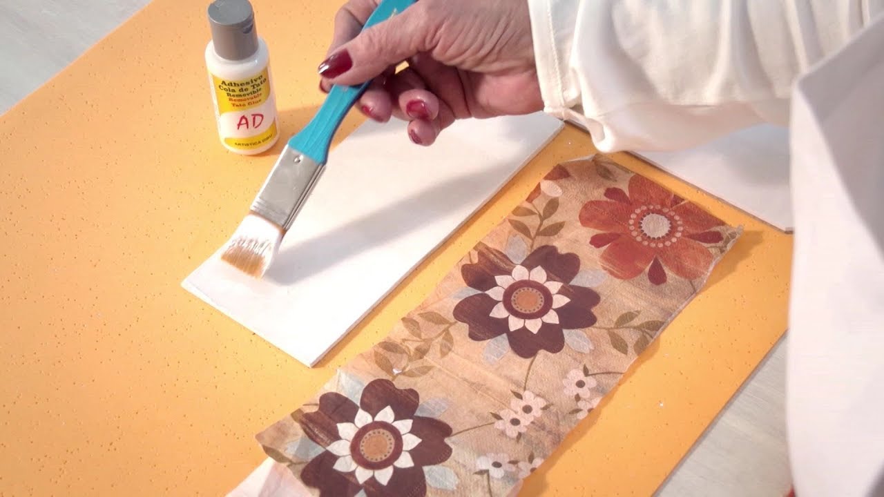 🖋 Tip: Adhesivo Cola de tato removible