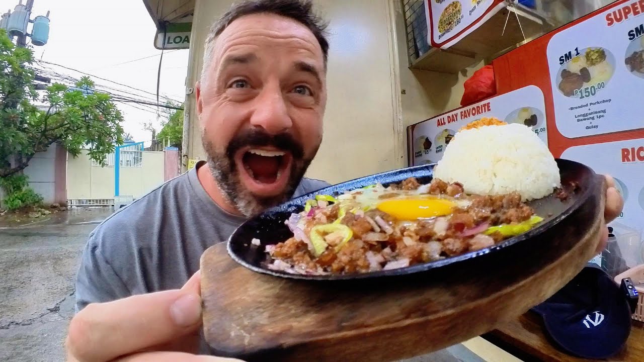 EATING SIZZILING SISIG OVERLOAD!!