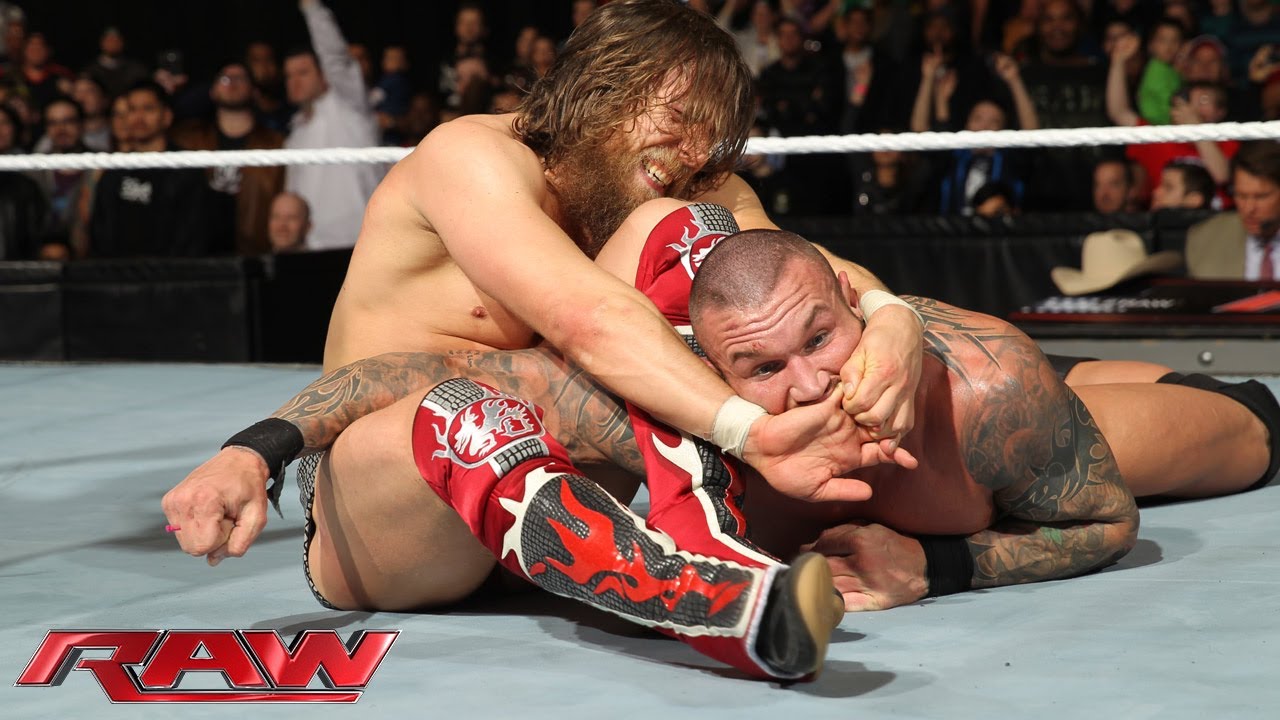 Дэниел Брайан против Рэнди Ортона: Raw, 16 декабря 2013 г.