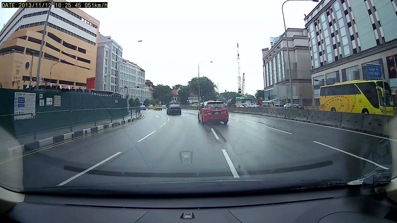 131112 Dangerous taxi SHD9131E report