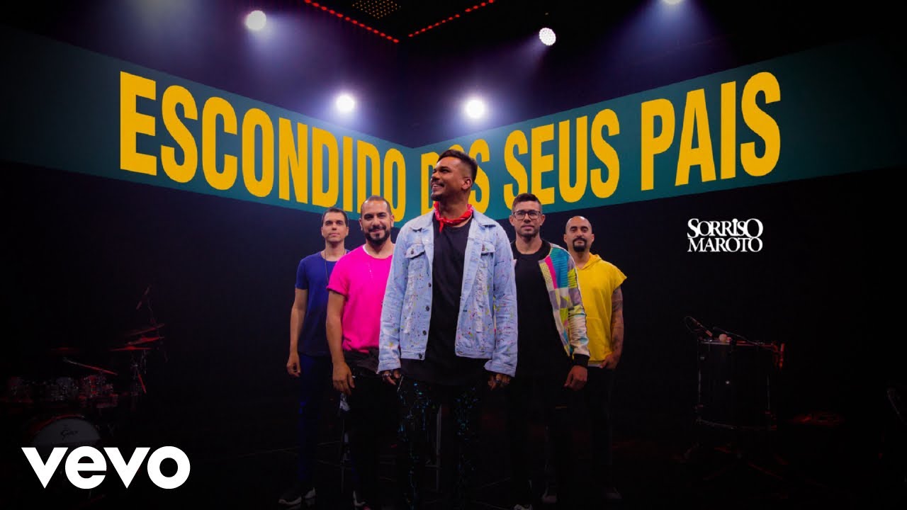Sorriso Maroto - Escondido dos seus Pais (Ao Vivo)