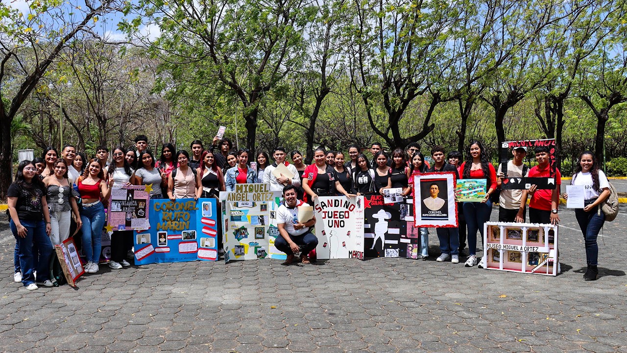 Estudiantes concluyen con éxito el curso Identidad Nacional y Orgullo Patrio