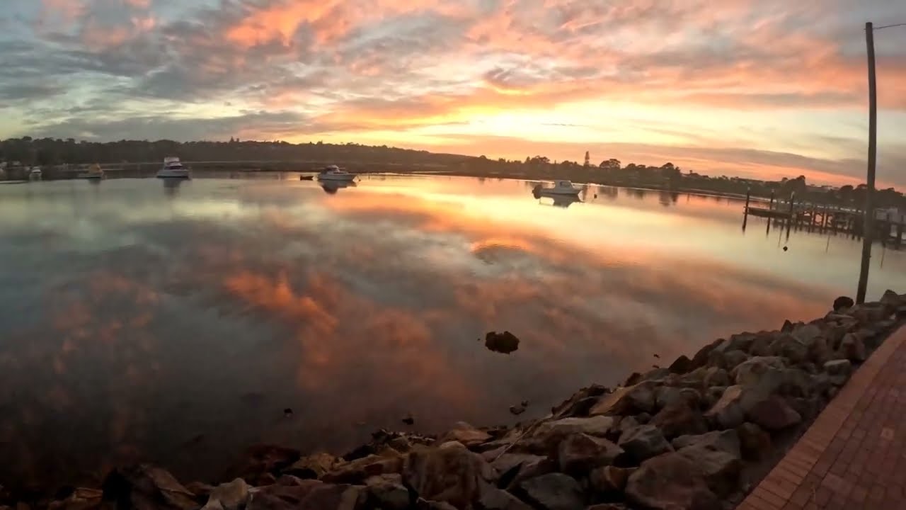 Рыбалка на озере Меримбула во время отлива