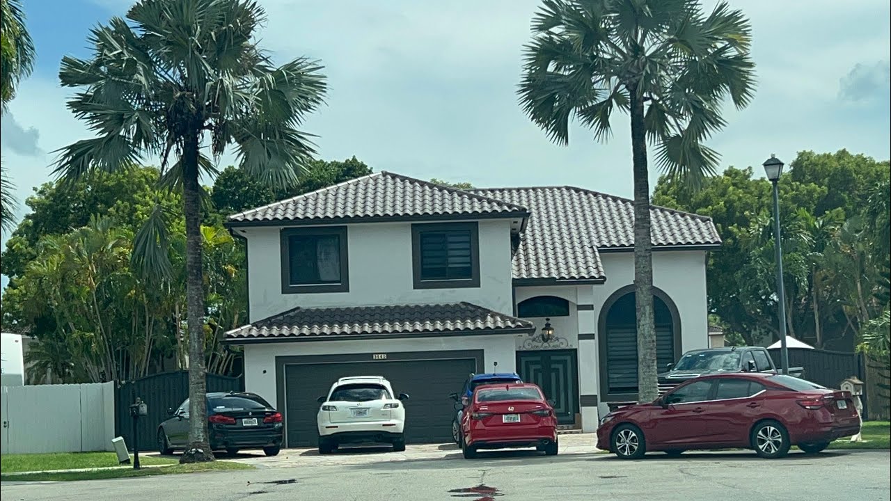 🌴 Miami Best Suburbs 🌴 Safe + Tropical 🌴