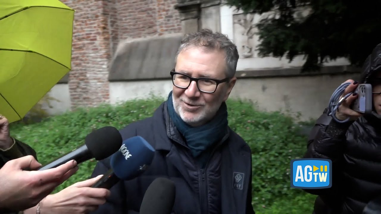 Ornella Vanoni, l'ultimo saluto di amici e colleghi. Fazio: «Grazie è la parola giusta adesso»