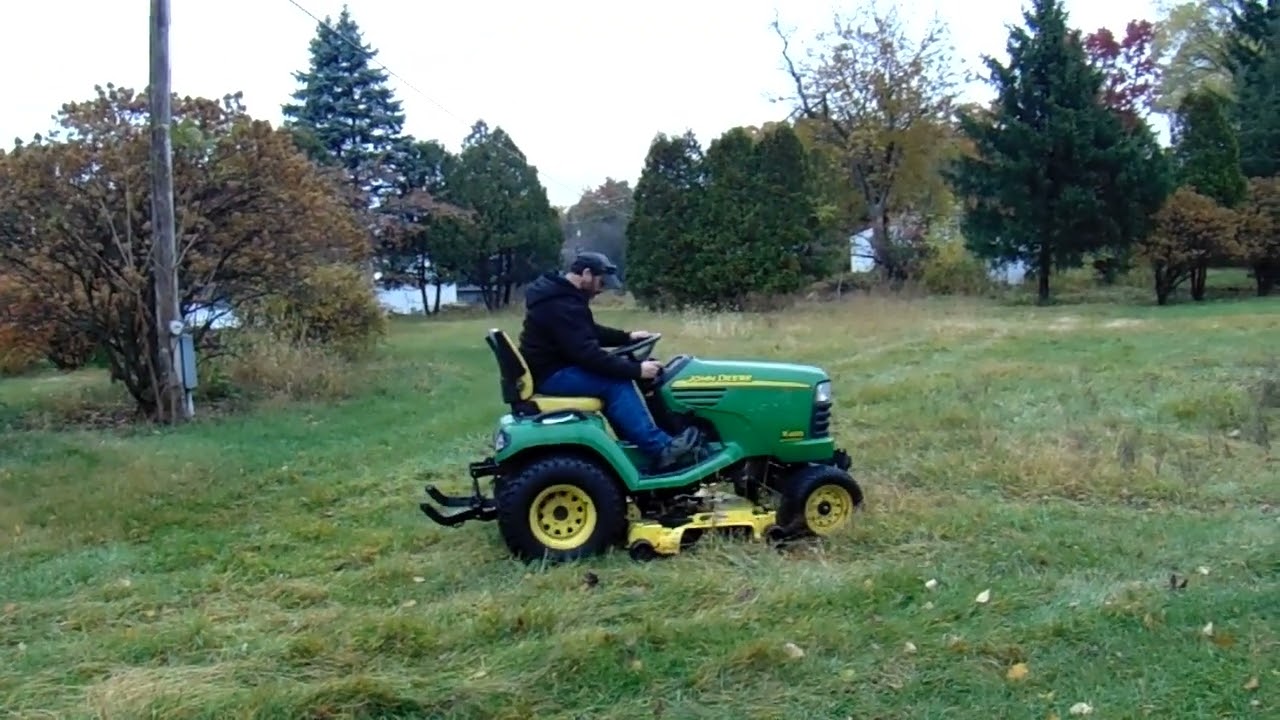 John Deere X485 lawn mower