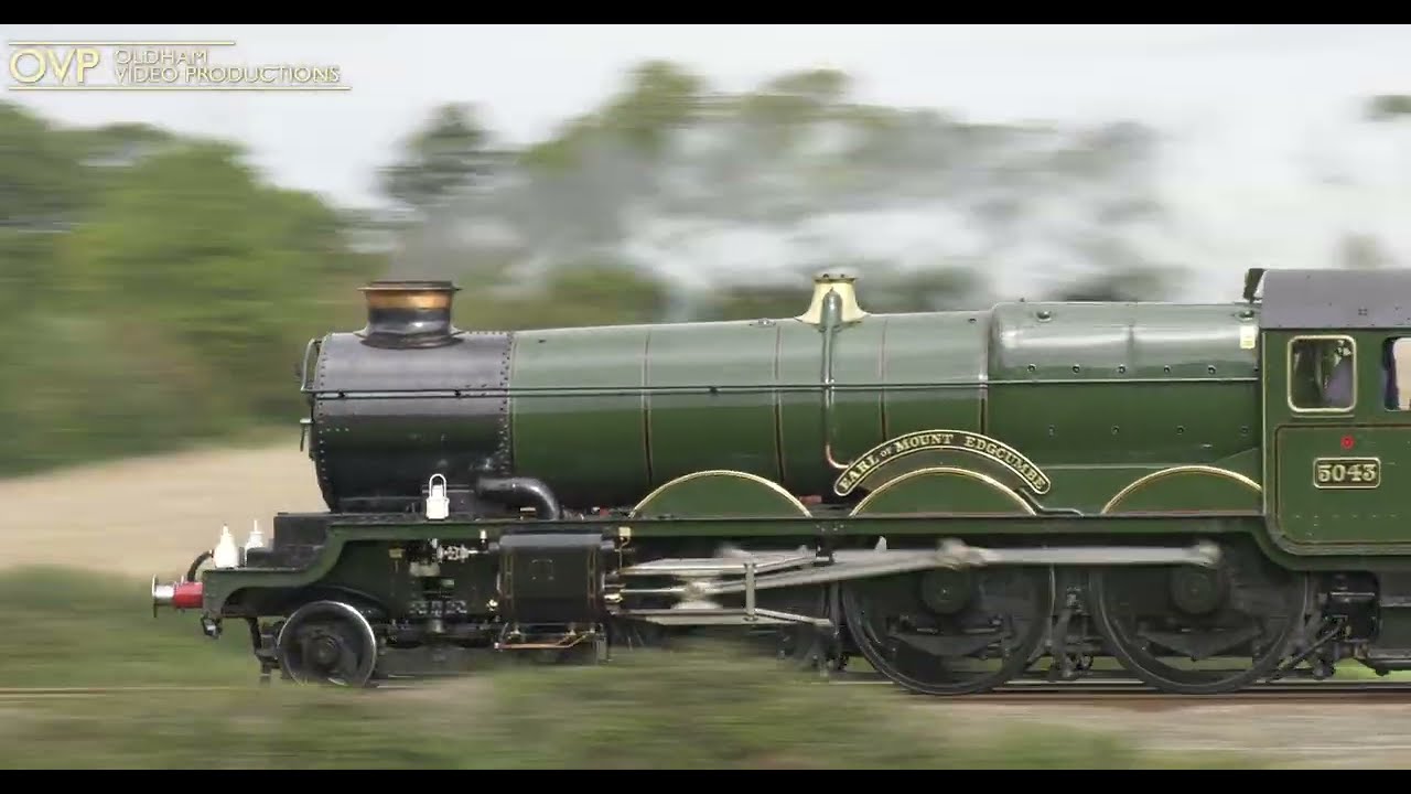 'Castles' on the Mainline in 4K