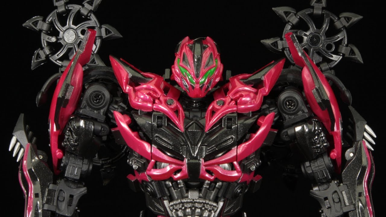 Unique Toys R-09 Red Destroyer Transformation Sequence