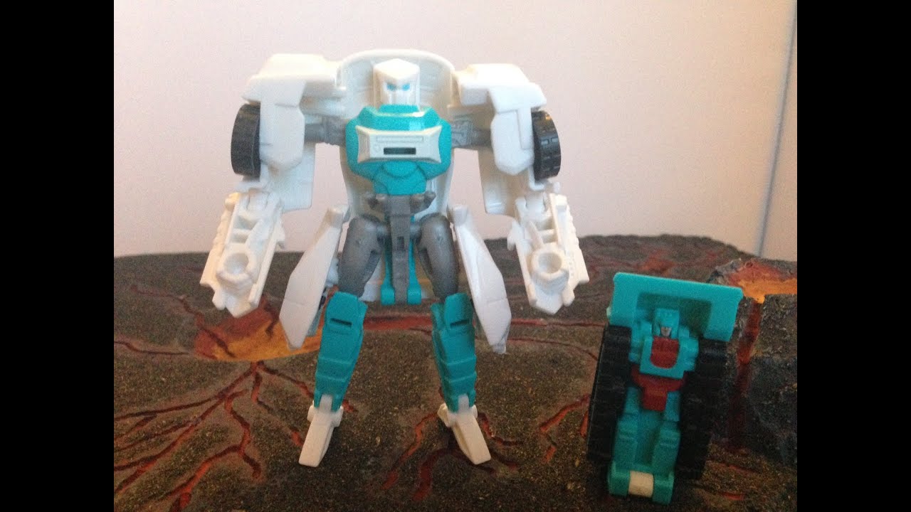 Transformers Generations Tailgate and Groundbuster Toy Review